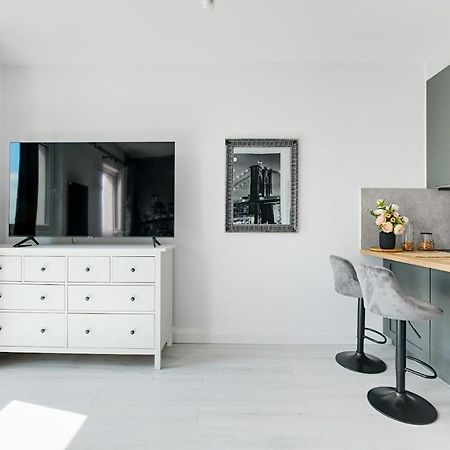 ワルシャワTargowa 10 London Studioアパートメント エクステリア 写真